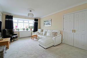 Living Room- click for photo gallery